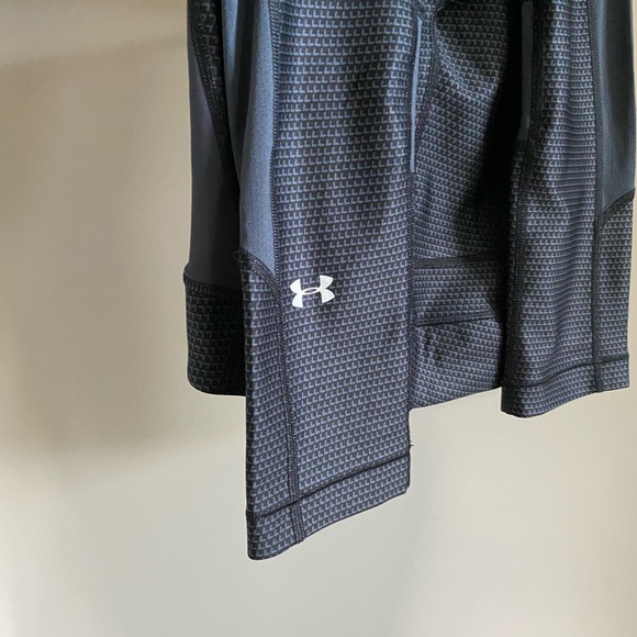 Under Amour Capris Leggings - Size XS - Picture 4 of 7